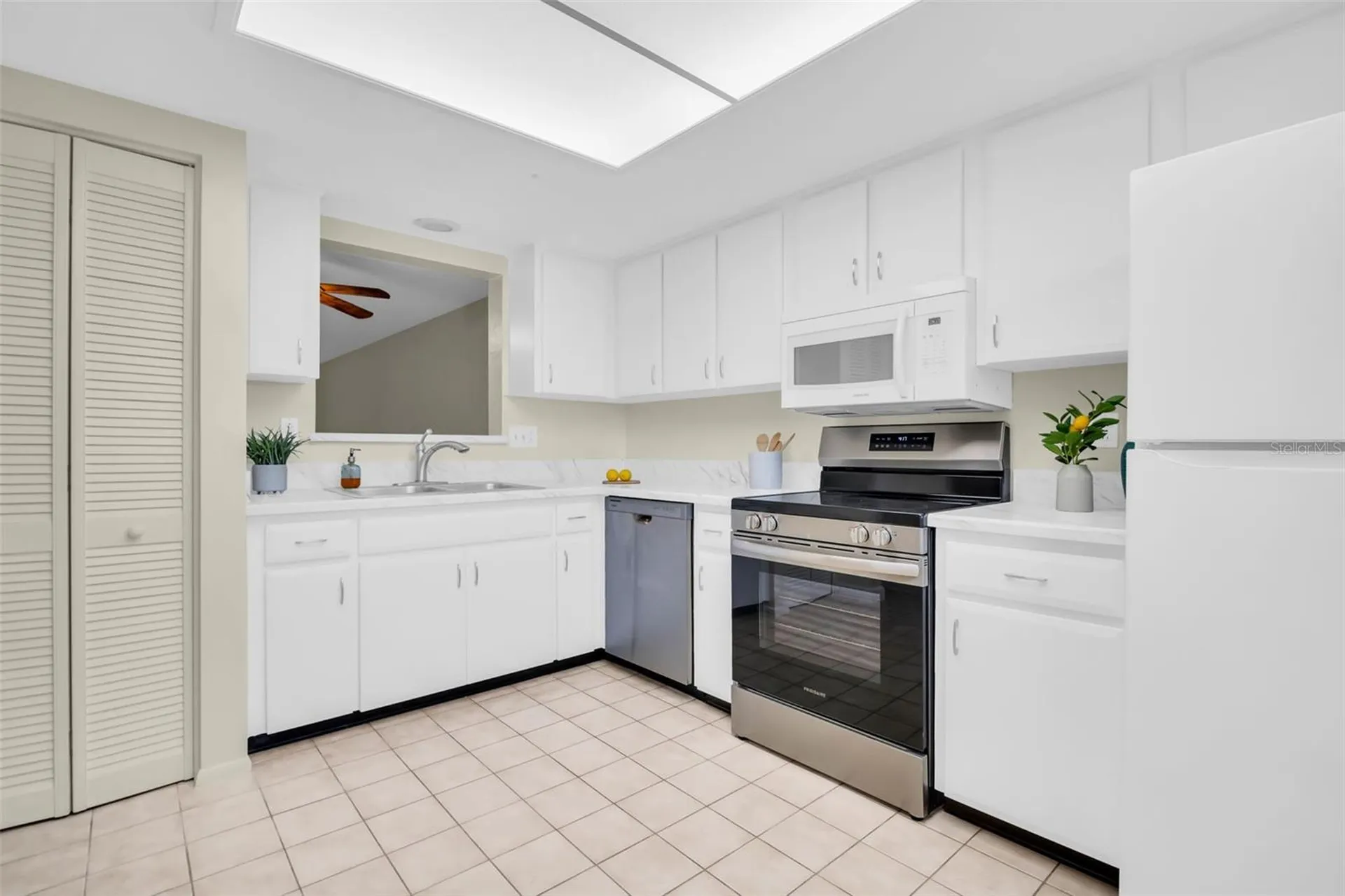 899 Cleland Court Palm Harbor FL 34684