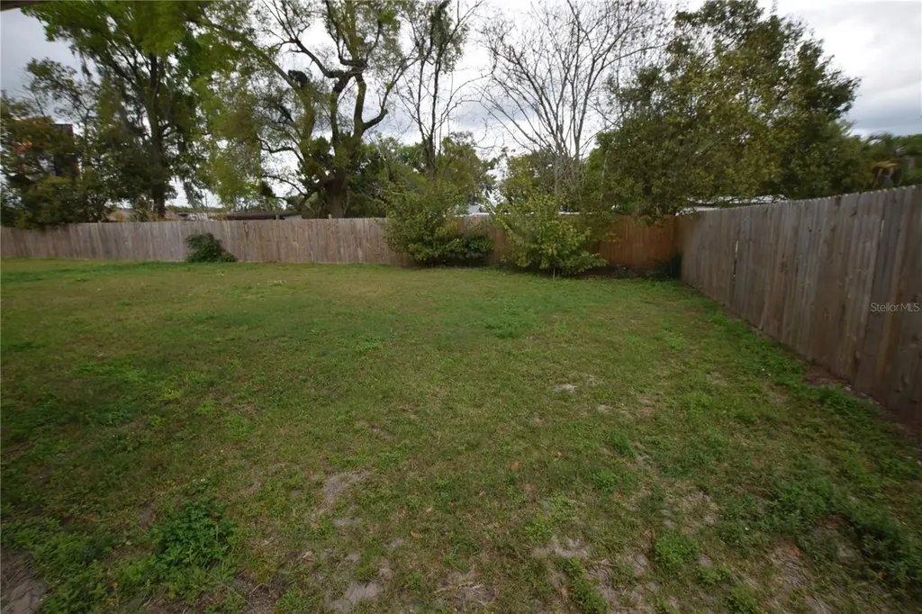 1031 Royal Palm Avenue Orlando FL 32809