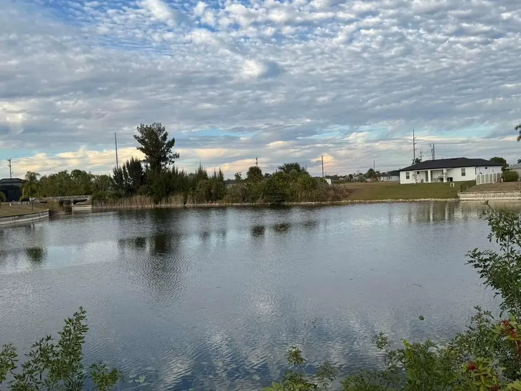 1845 NE 23rd Street Cape Coral FL 33909
