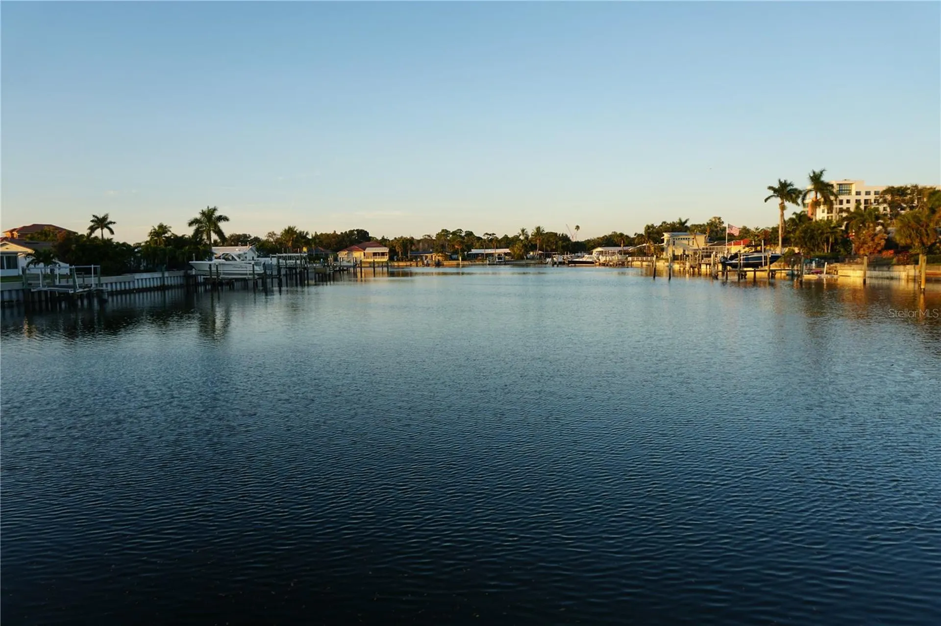 3753 46th Avenue S St Petersburg FL 33711
