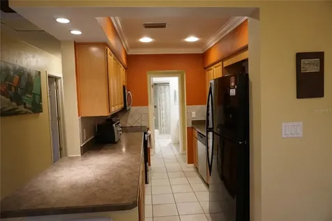3753 46th Avenue S St Petersburg FL 33711