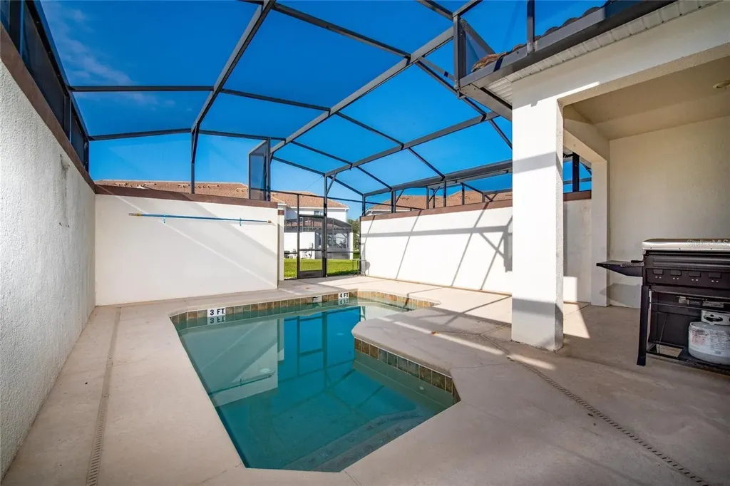 8930 Stinger Drive Davenport FL 33896