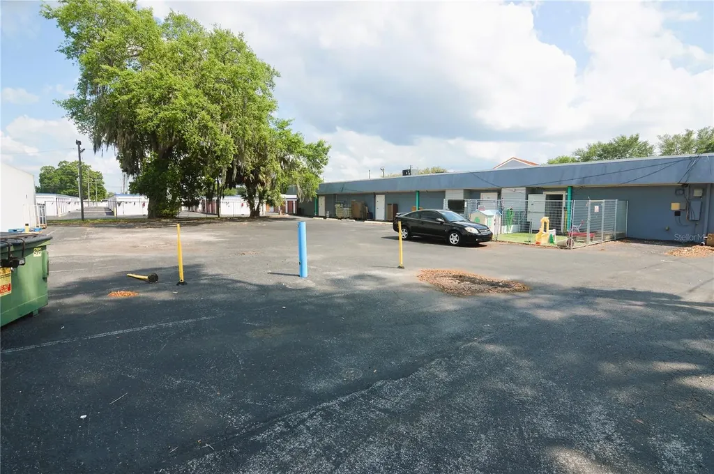 38449 County Road 54 Zephyrhills FL 33542