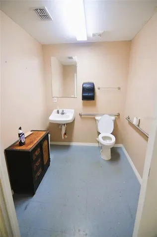 38449 County Road 54 Zephyrhills FL 33542