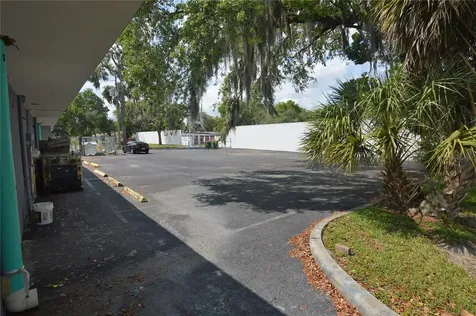 38449 County Road 54 Zephyrhills FL 33542