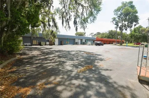 38449 County Road 54 Zephyrhills FL 33542