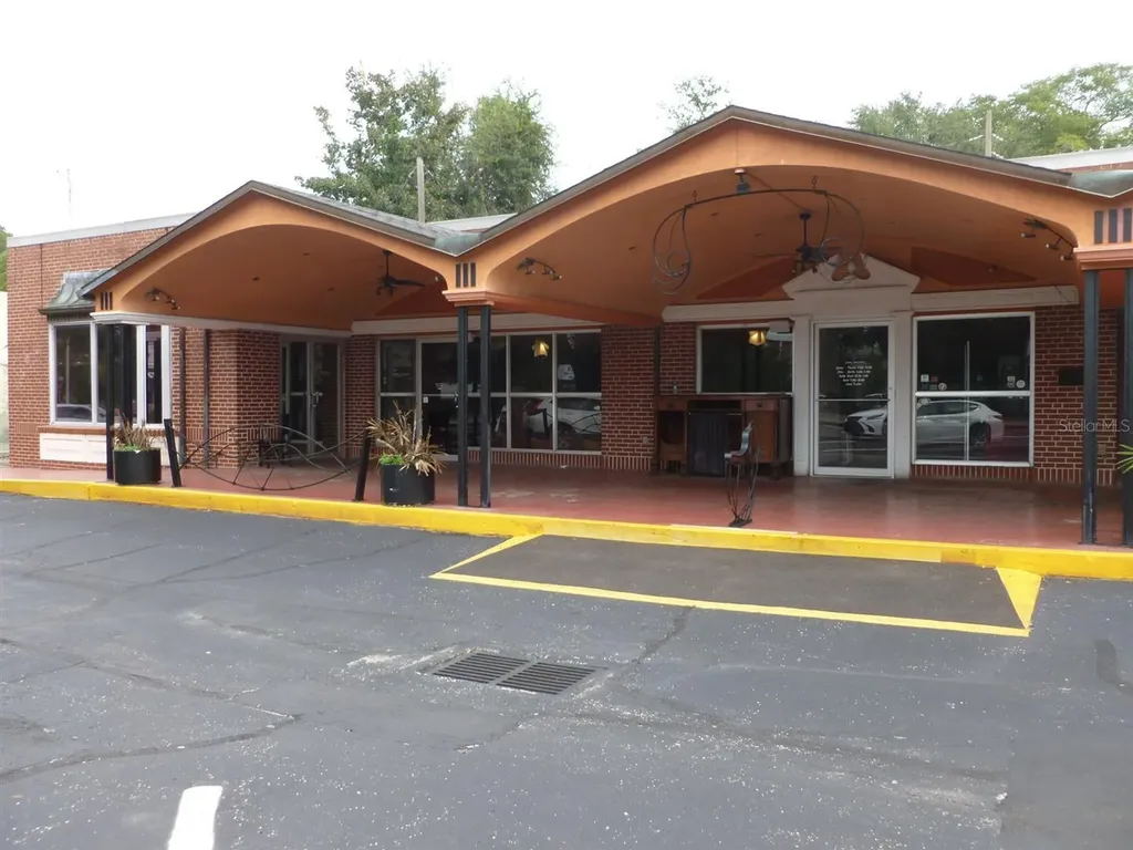 704 W University Avenue Gainesville FL 32601