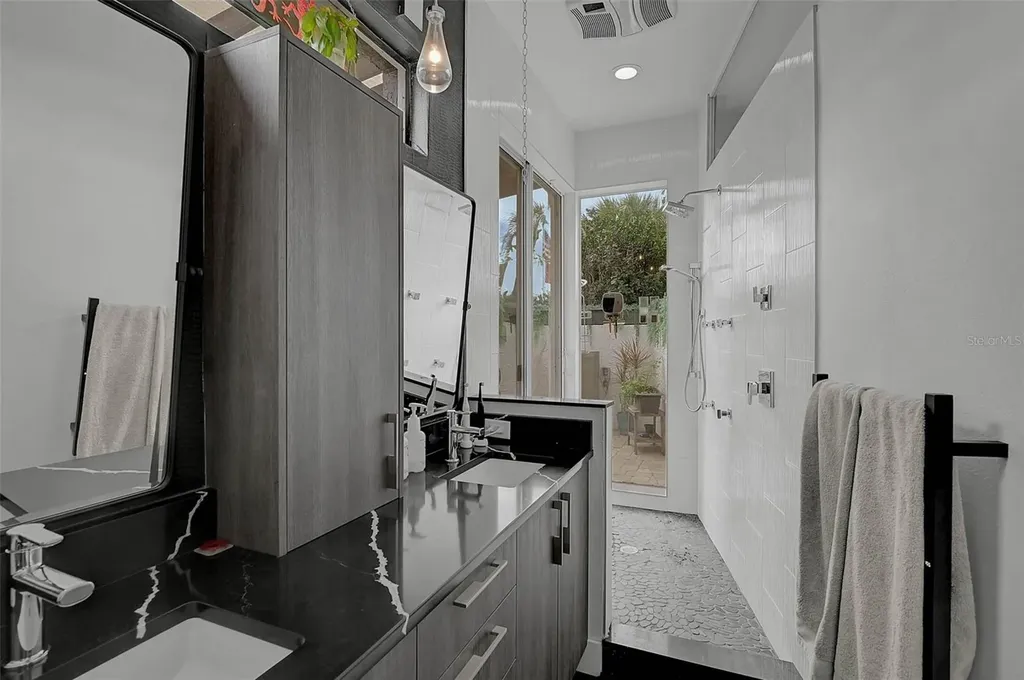 4508 Woodside Road Sarasota FL 34242
