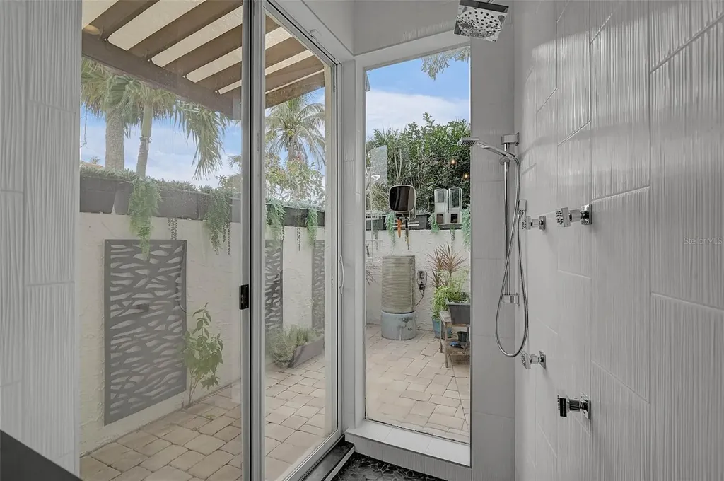 4508 Woodside Road Sarasota FL 34242