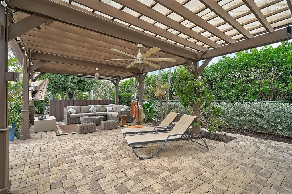4508 Woodside Road Sarasota FL 34242