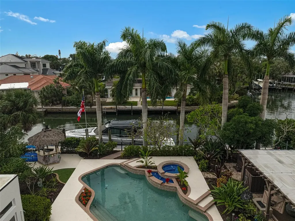 4508 Woodside Road Sarasota FL 34242