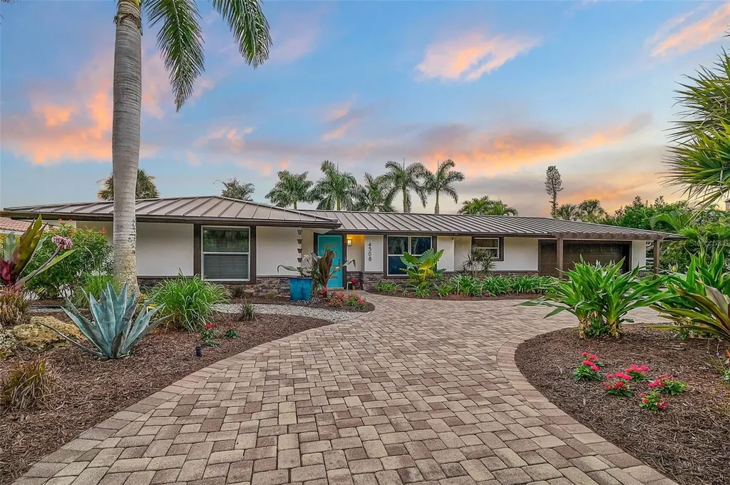 4508 Woodside Road Sarasota FL 34242