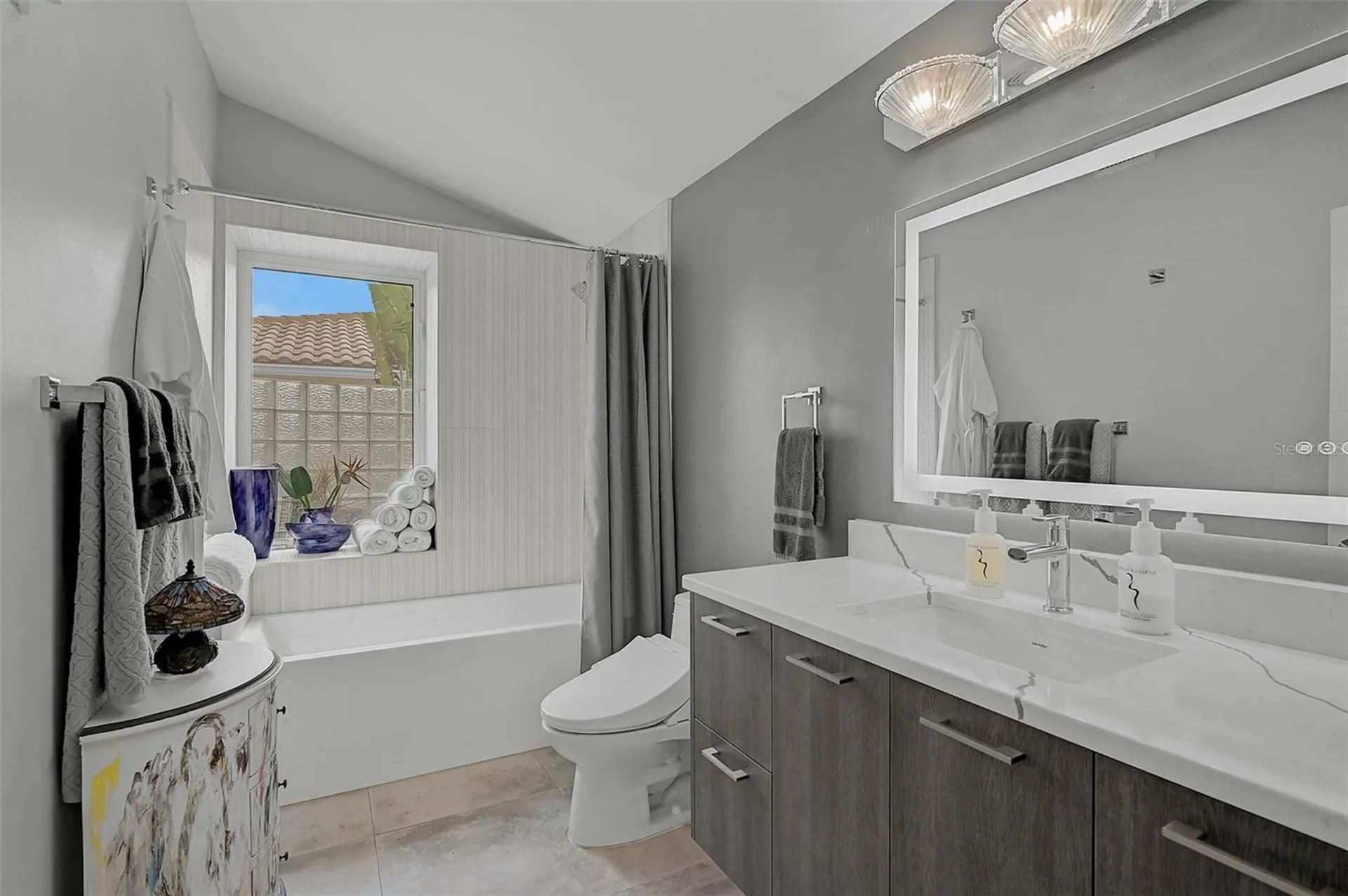 4508 Woodside Road Sarasota FL 34242