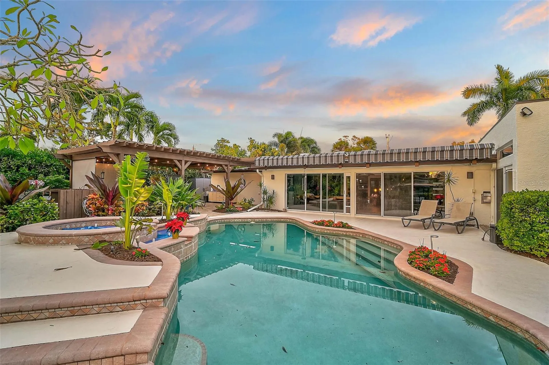 4508 Woodside Road Sarasota FL 34242