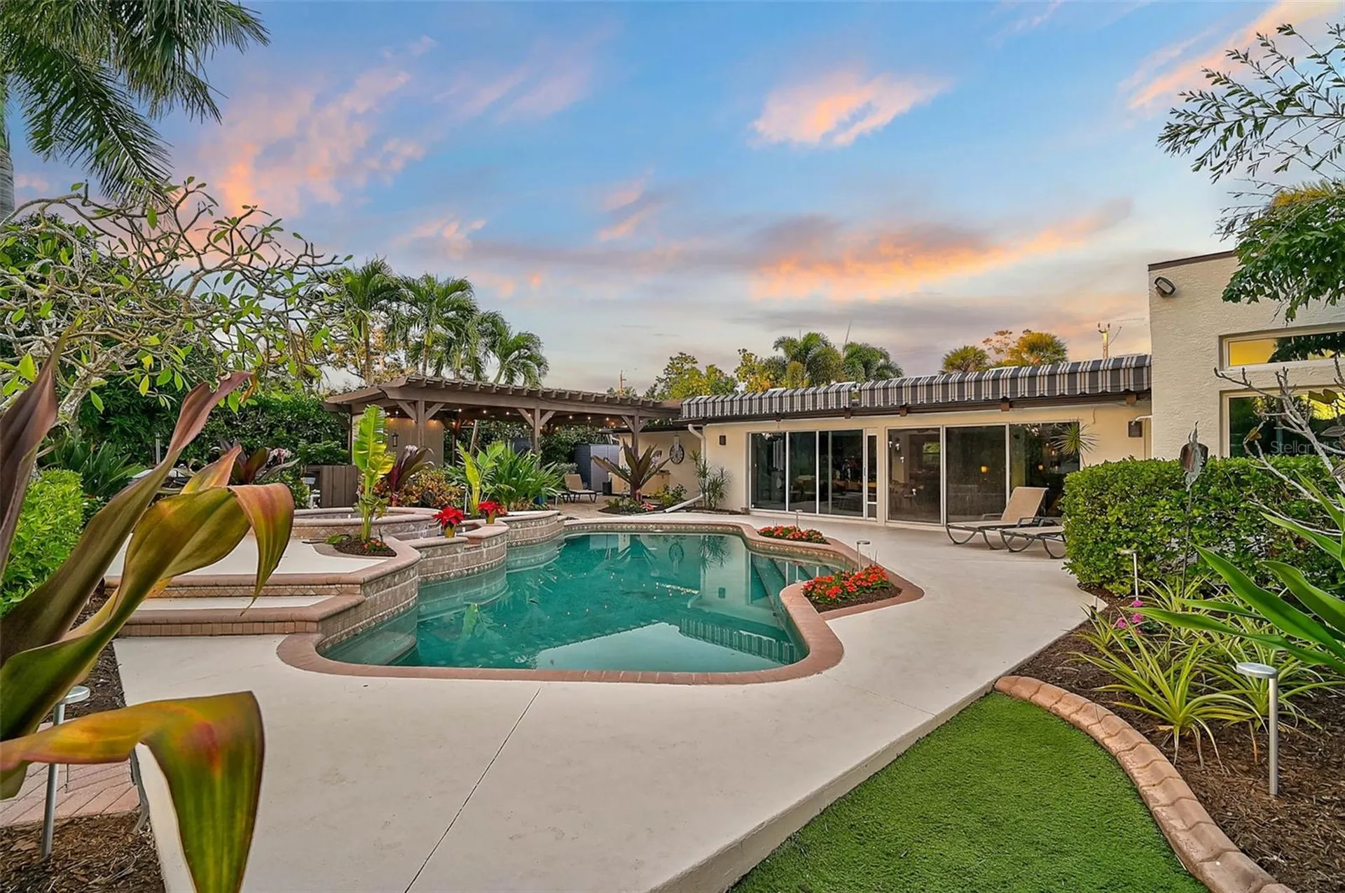 4508 Woodside Road Sarasota FL 34242