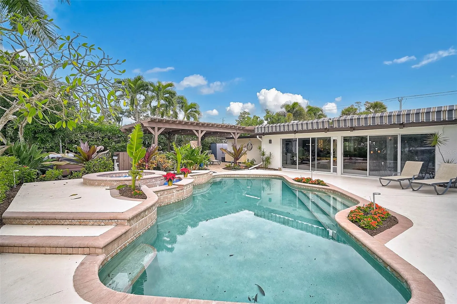 4508 Woodside Road Sarasota FL 34242