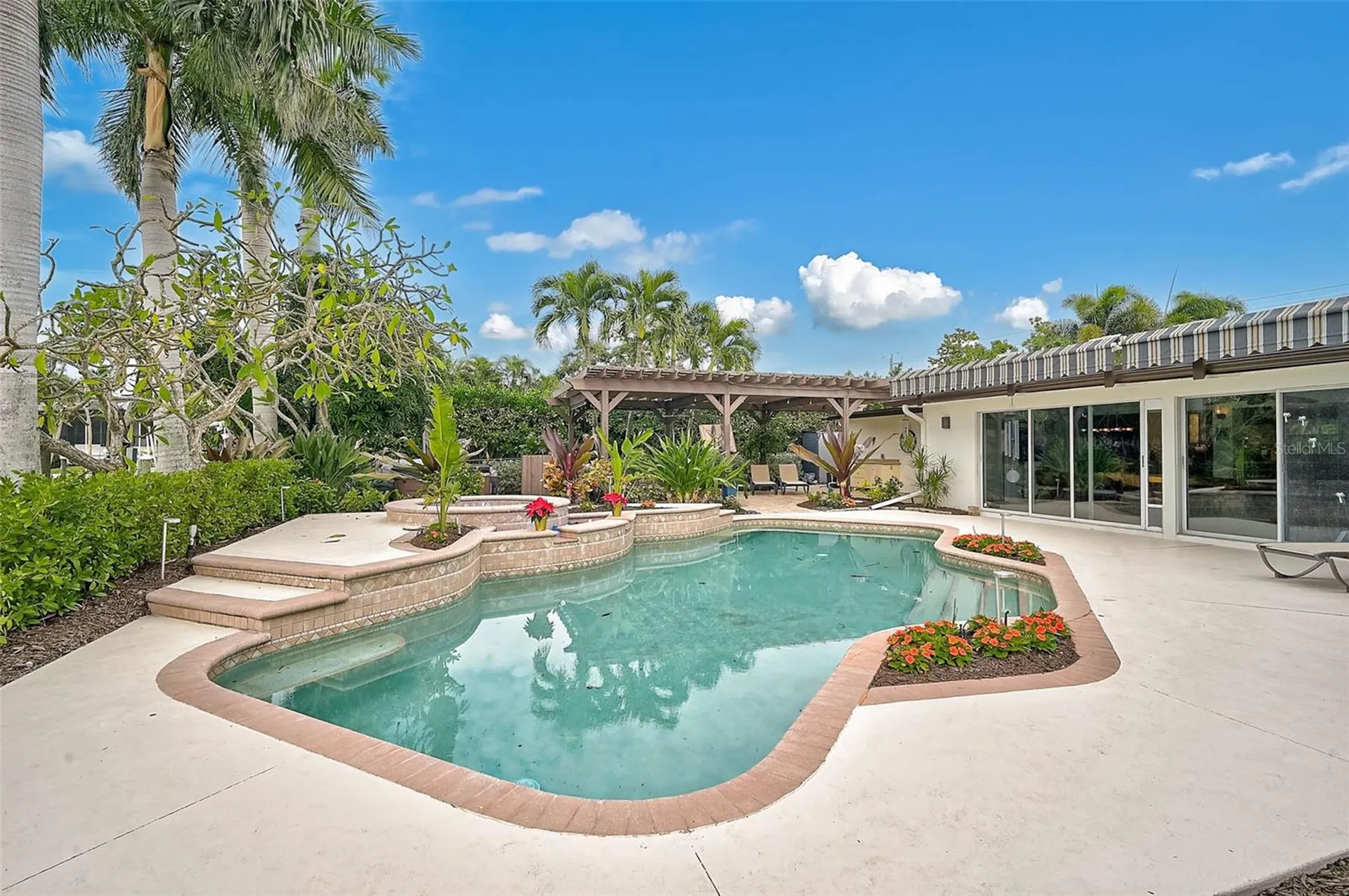 4508 Woodside Road Sarasota FL 34242