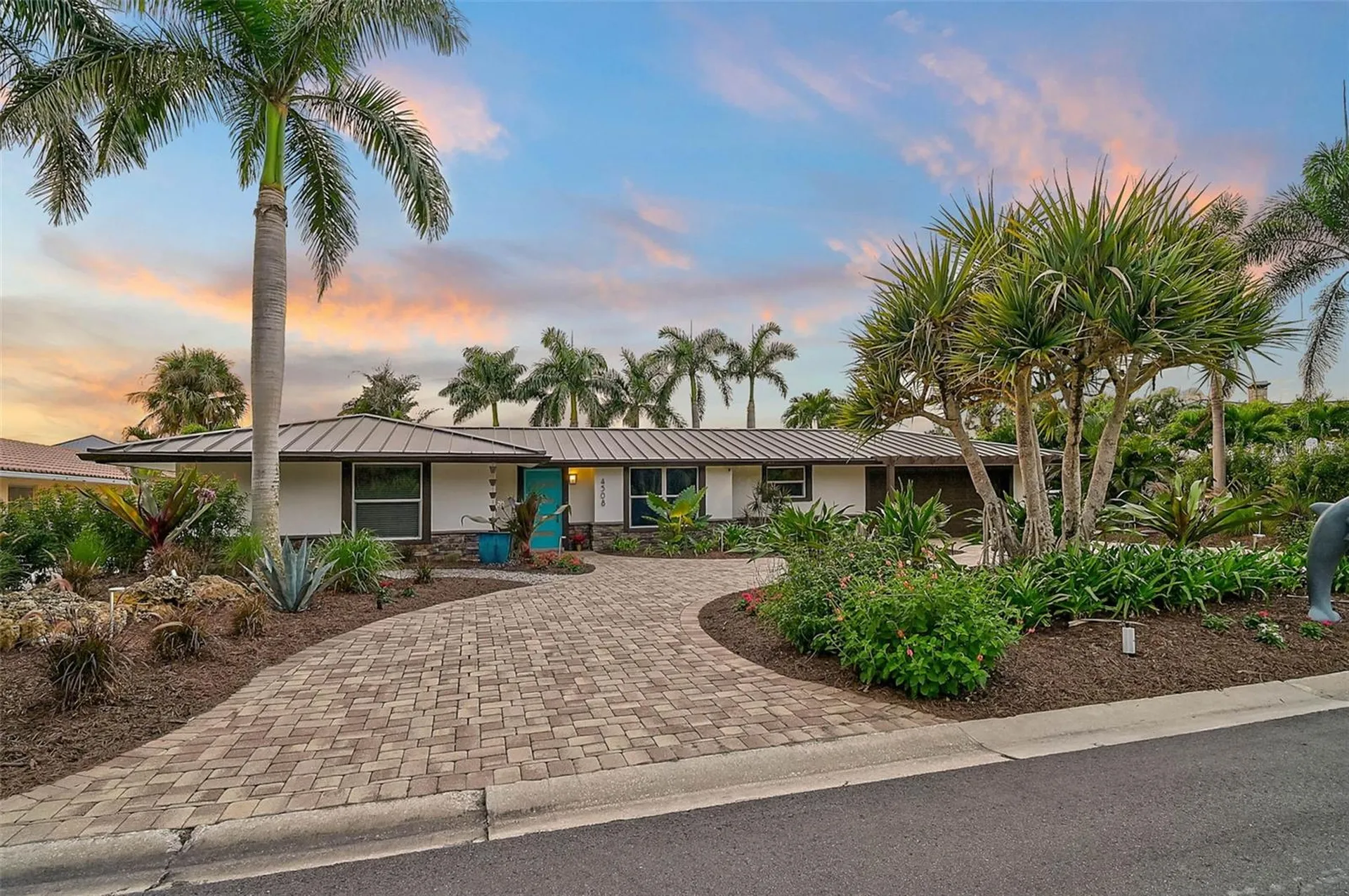 4508 Woodside Road Sarasota FL 34242