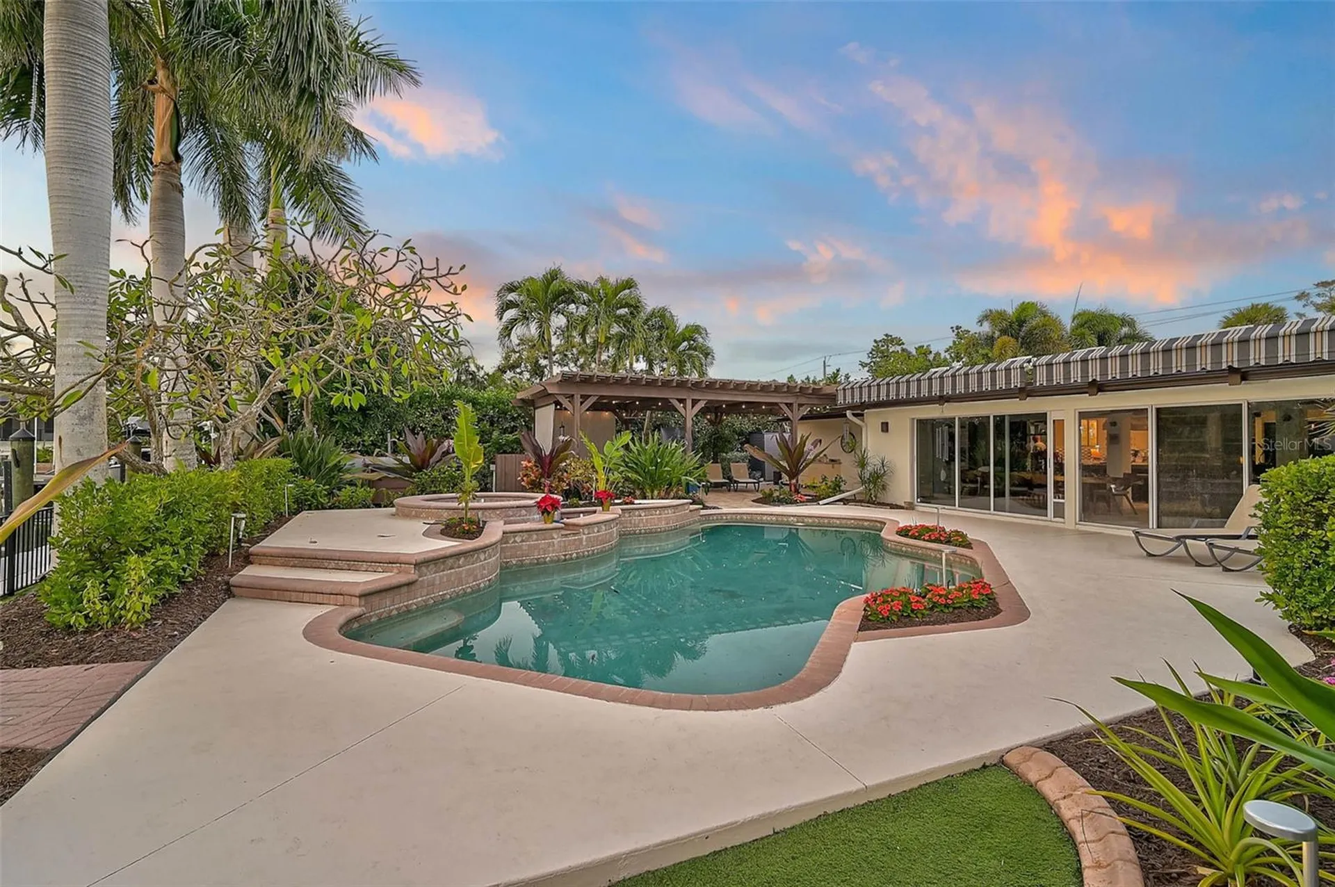 4508 Woodside Road Sarasota FL 34242