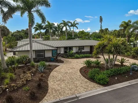 4508 Woodside Road Sarasota FL 34242