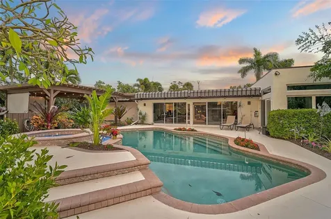 4508 Woodside Road Sarasota FL 34242