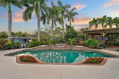 4508 Woodside Road Sarasota FL 34242