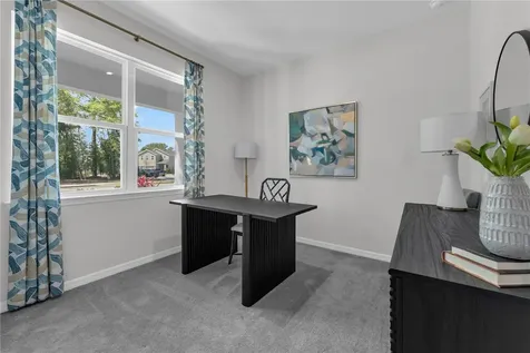 1745 Blue Lagoon Circle Mascotte FL 34753