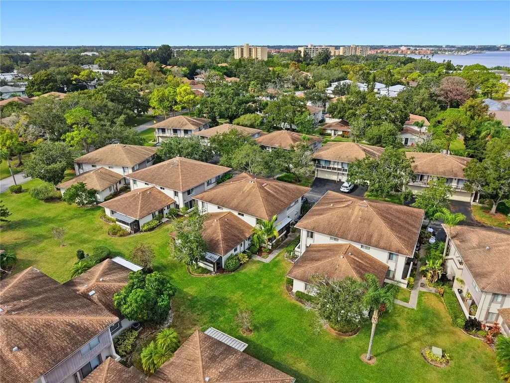 1851 Bough Avenue Clearwater FL 33760
