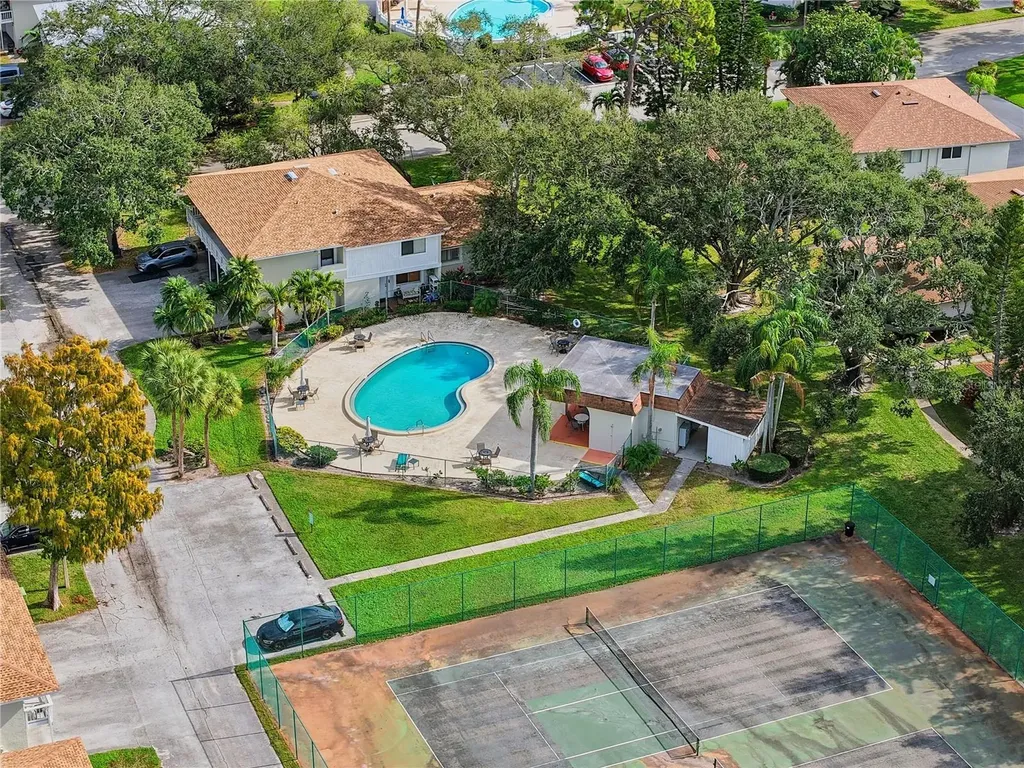 1851 Bough Avenue Clearwater FL 33760