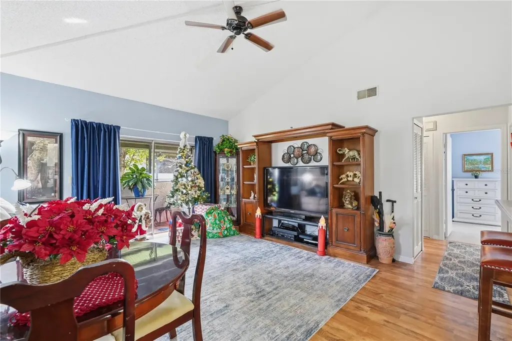 1851 Bough Avenue Clearwater FL 33760