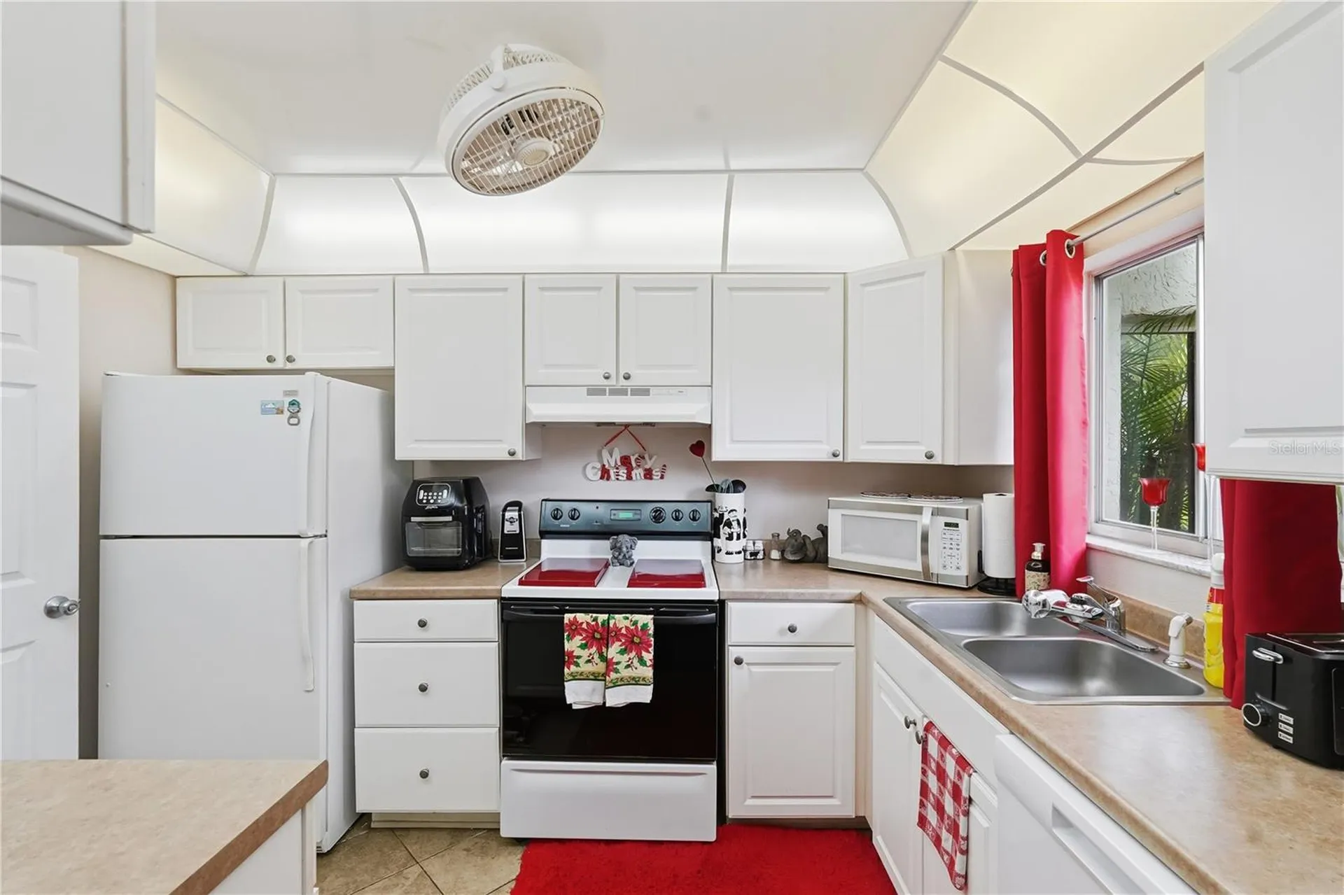 1851 Bough Avenue Clearwater FL 33760