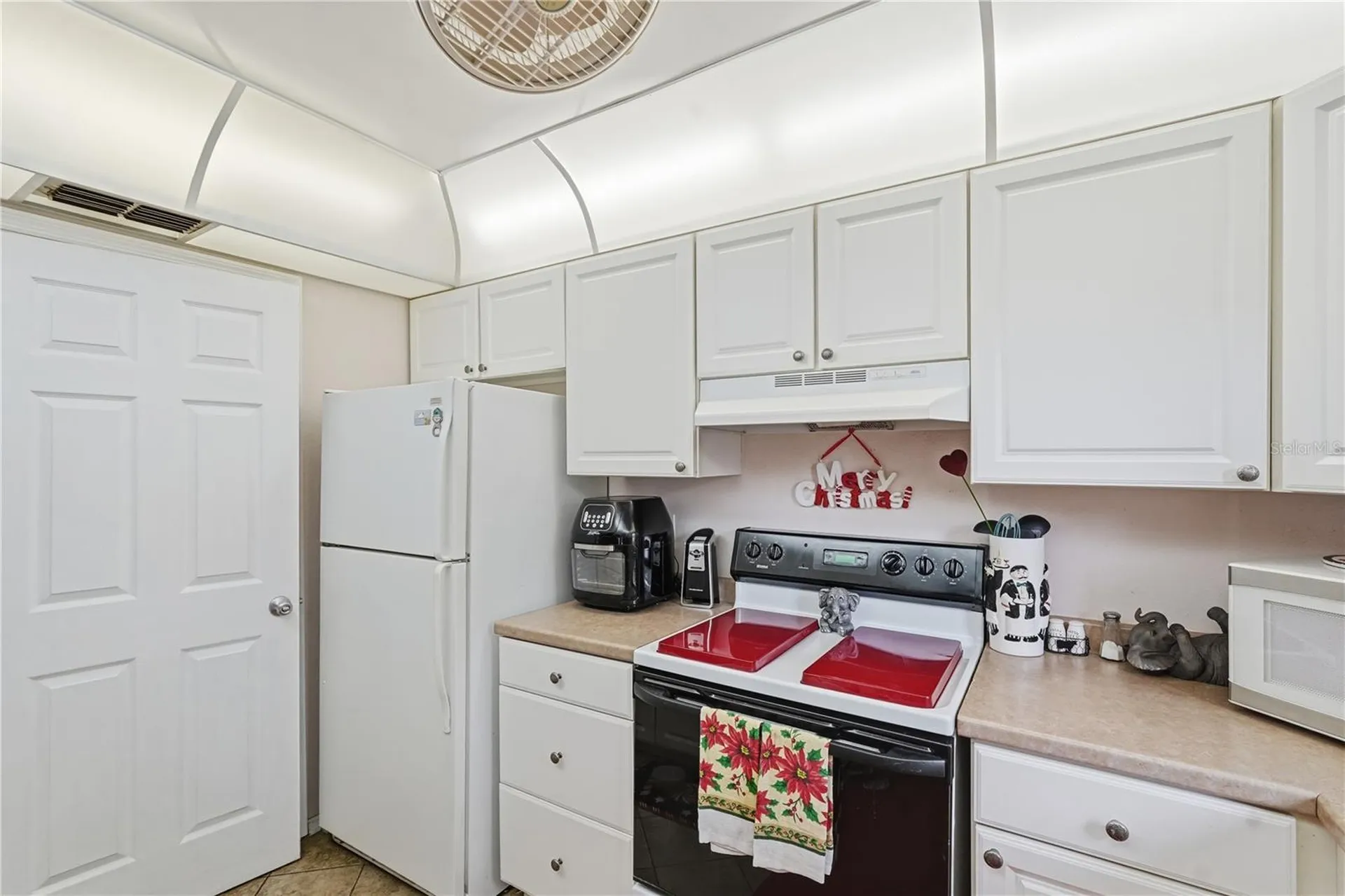 1851 Bough Avenue Clearwater FL 33760