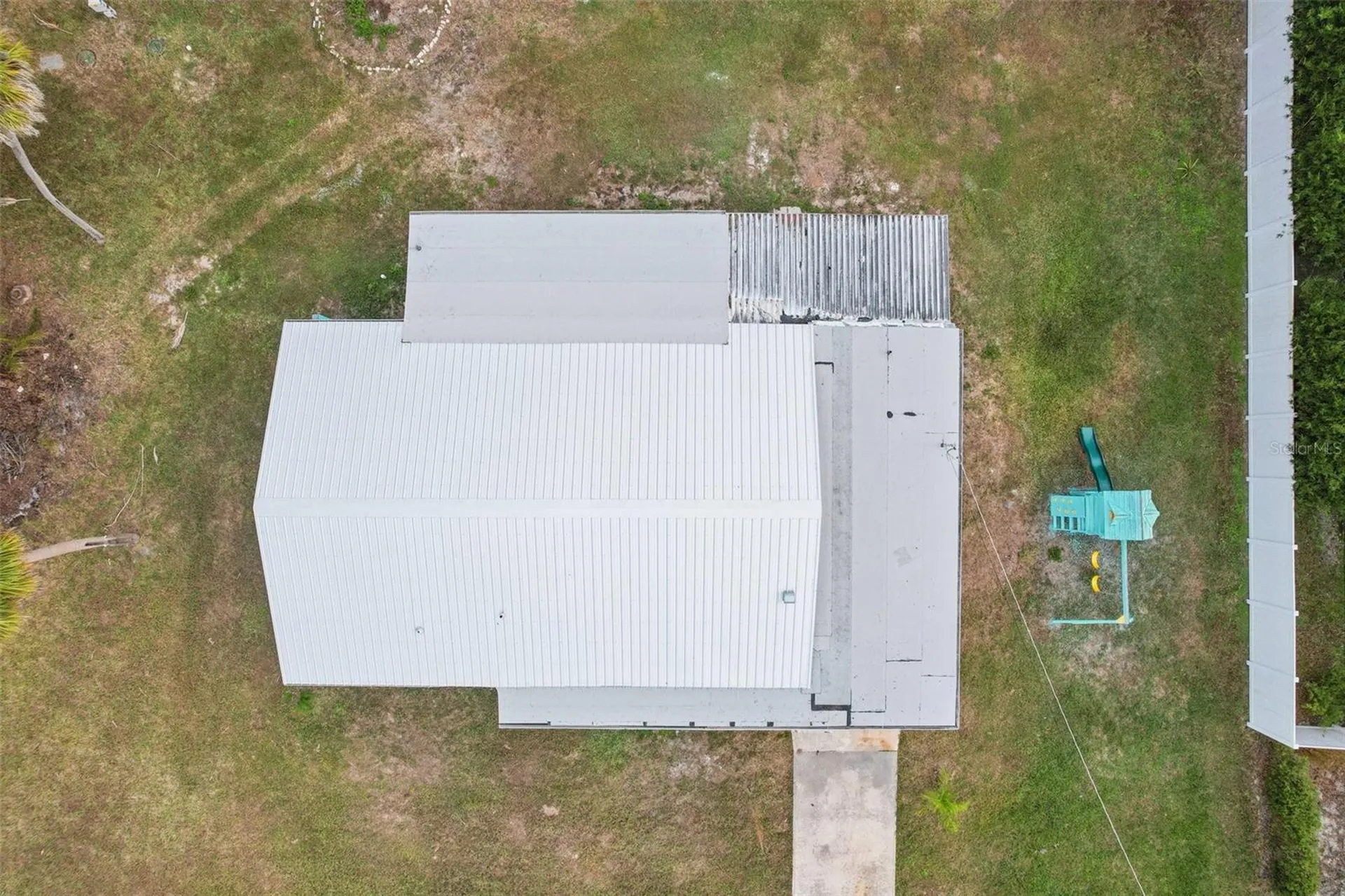 215 17th Street NW Ruskin FL 33570