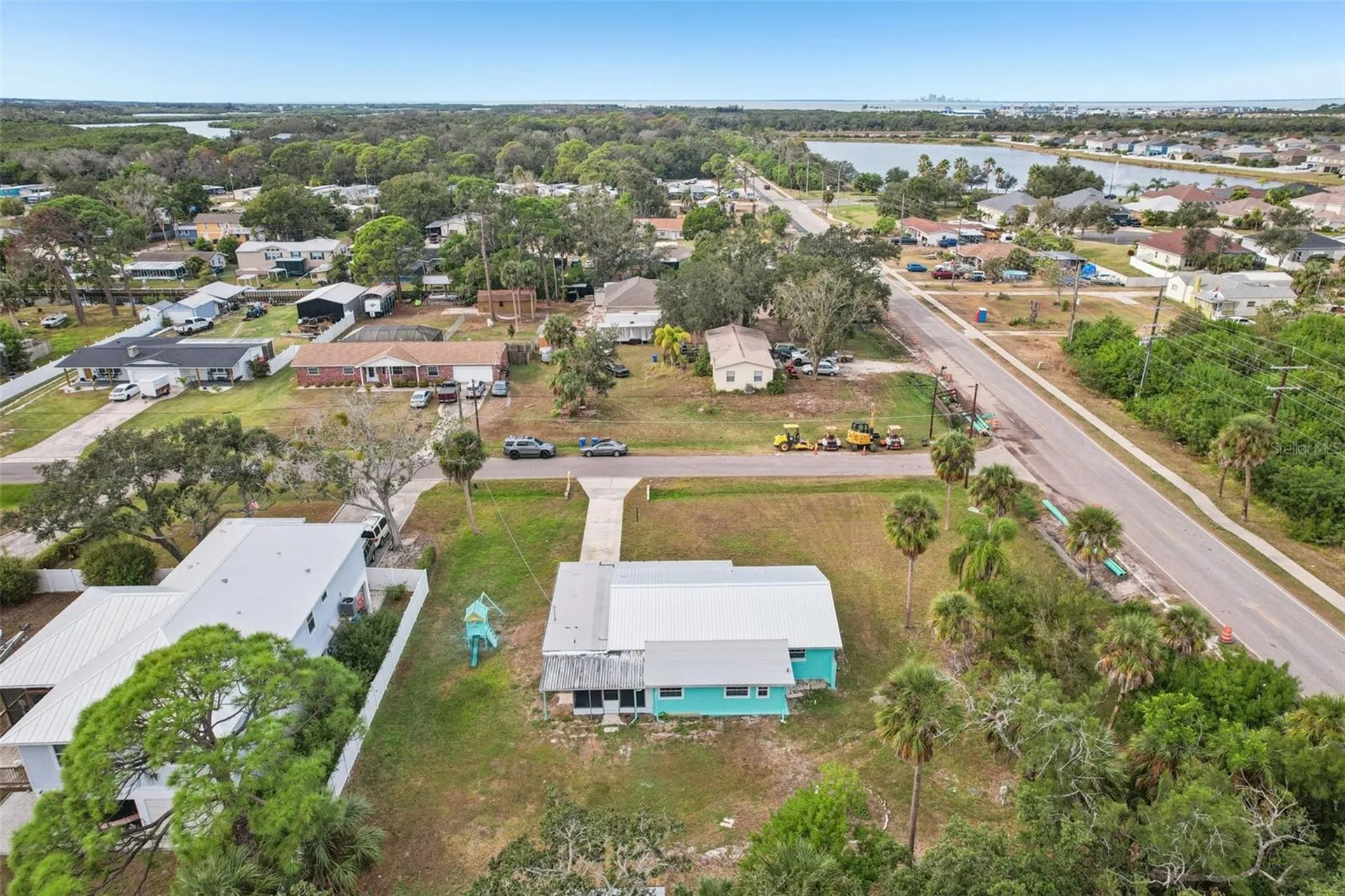 215 17th Street NW Ruskin FL 33570