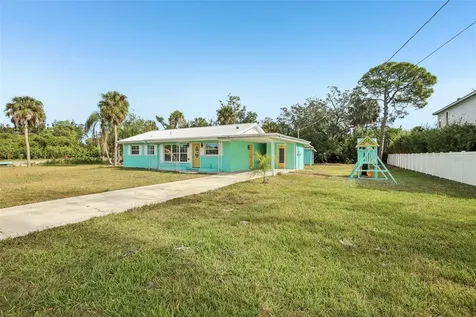 215 17th Street NW Ruskin FL 33570