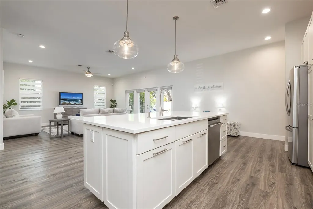 416 Indiana Avenue Crystal Beach FL 34681