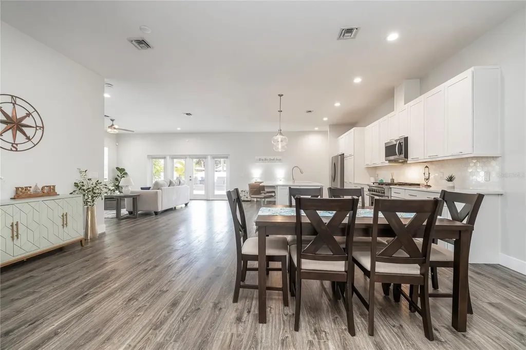 416 Indiana Avenue Crystal Beach FL 34681
