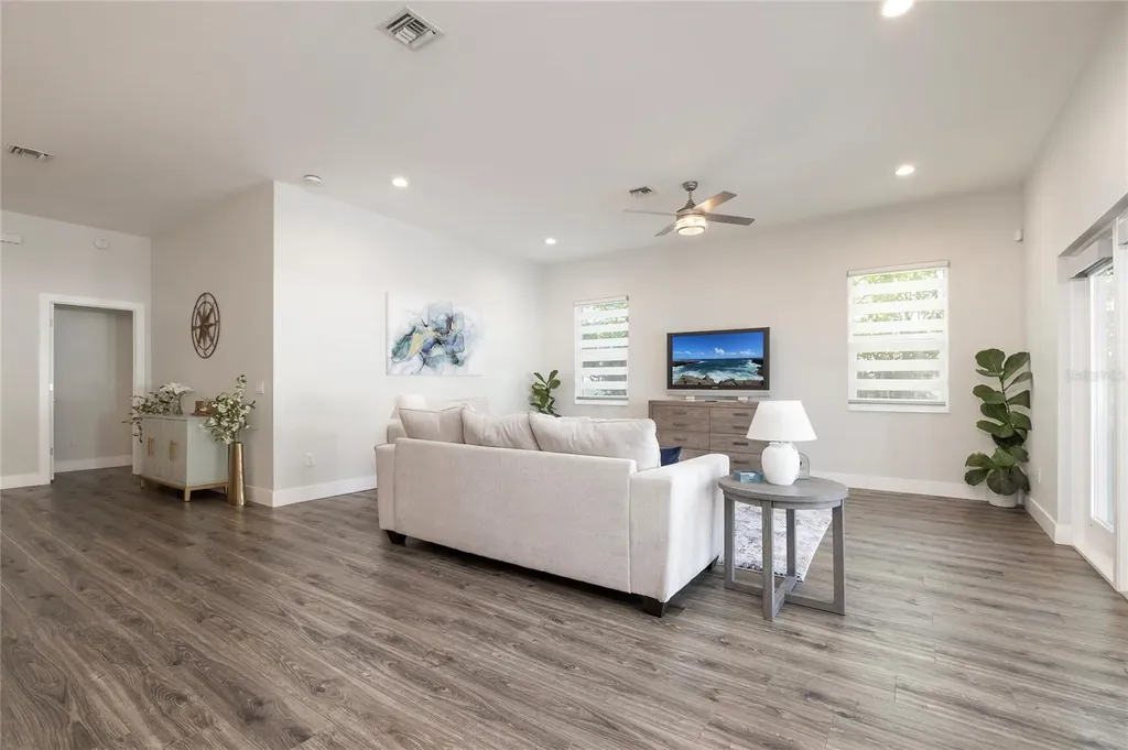 416 Indiana Avenue Crystal Beach FL 34681