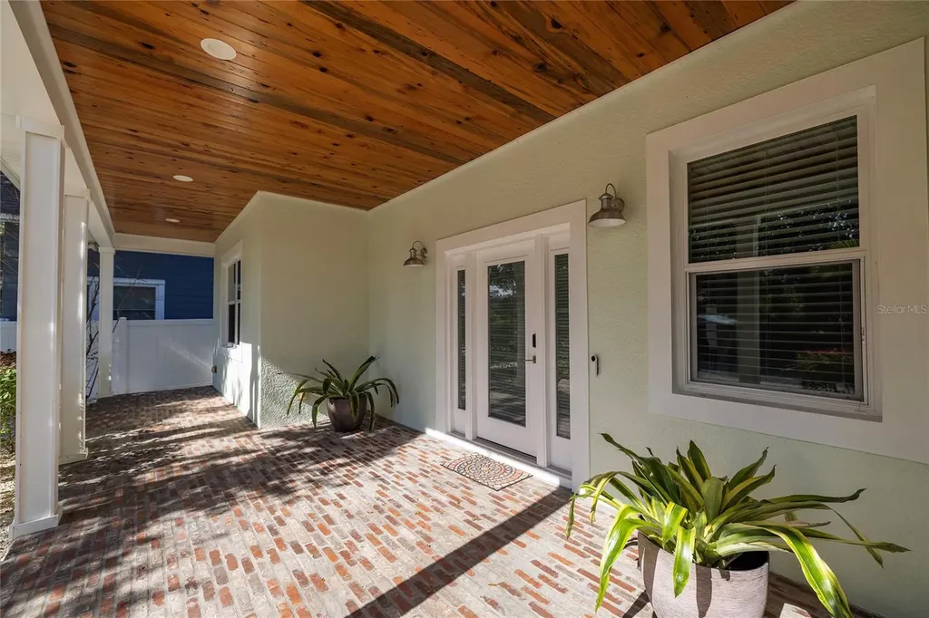 416 Indiana Avenue Crystal Beach FL 34681