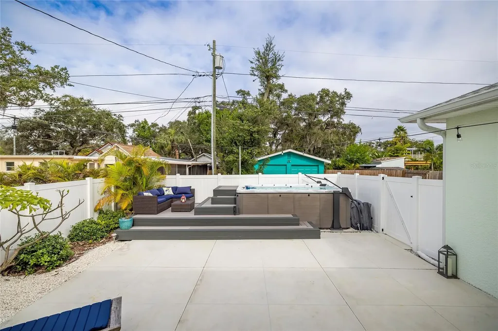 416 Indiana Avenue Crystal Beach FL 34681
