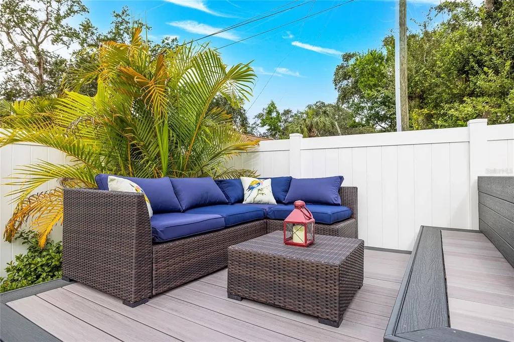 416 Indiana Avenue Crystal Beach FL 34681
