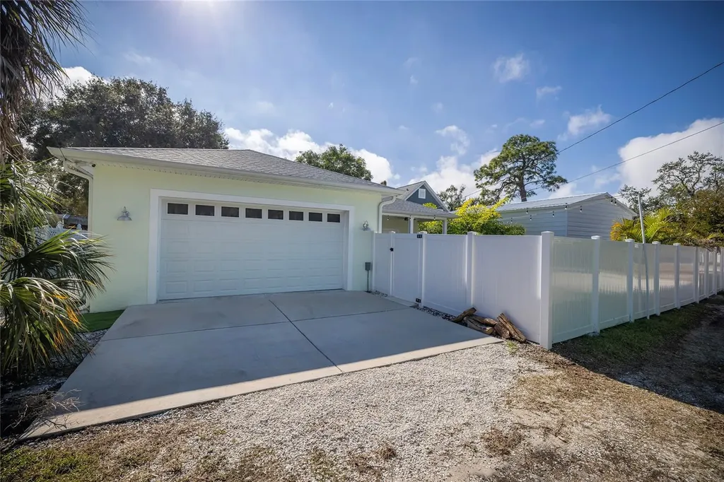 416 Indiana Avenue Crystal Beach FL 34681