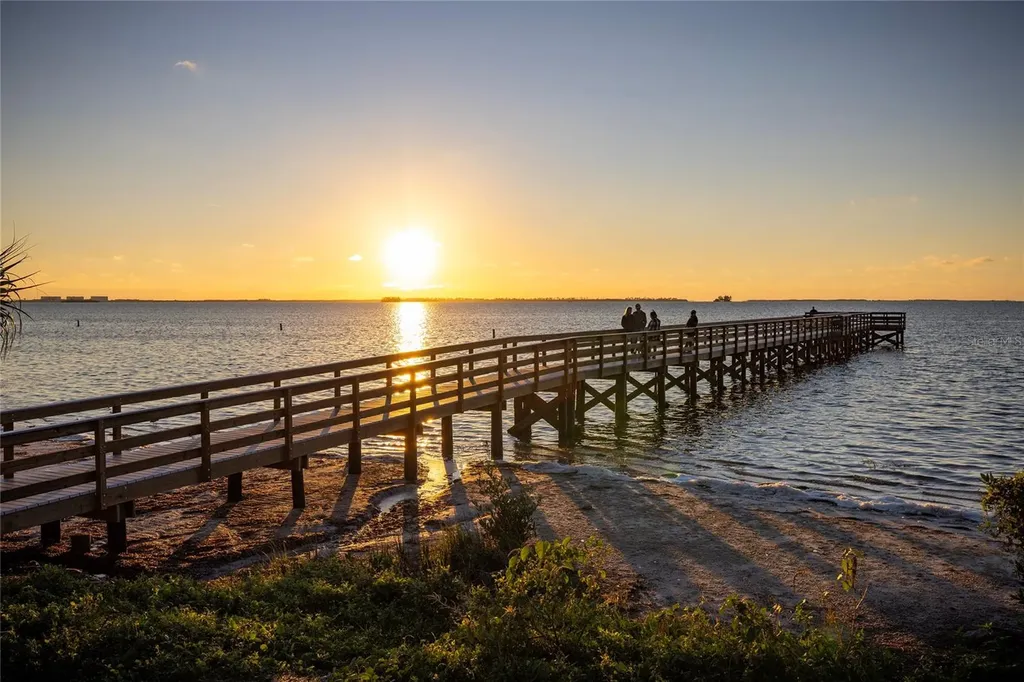 416 Indiana Avenue Crystal Beach FL 34681