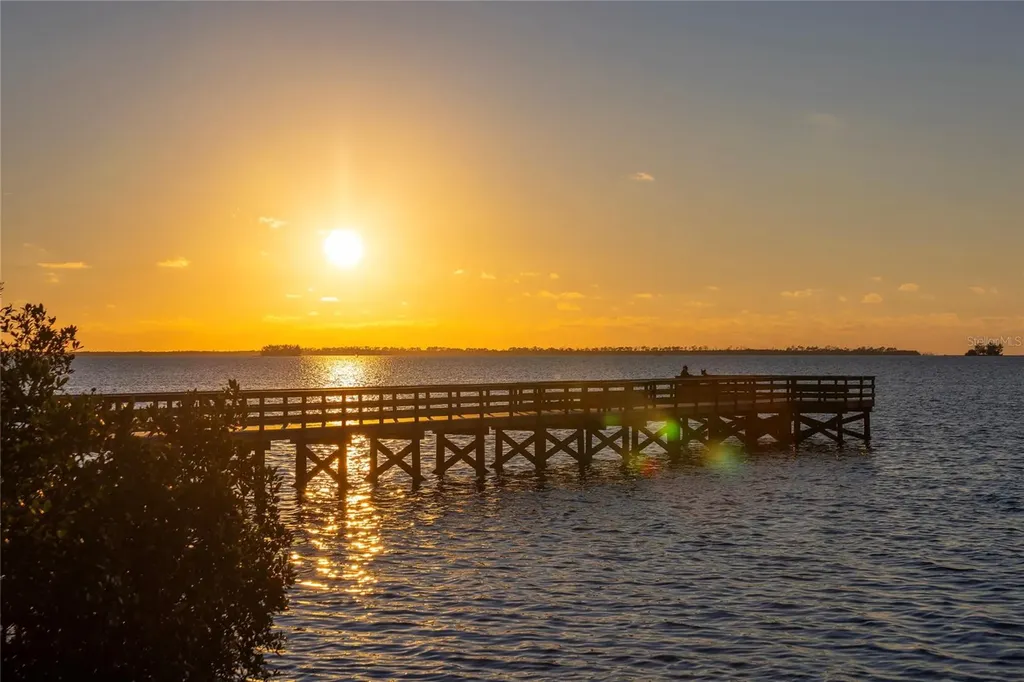 416 Indiana Avenue Crystal Beach FL 34681