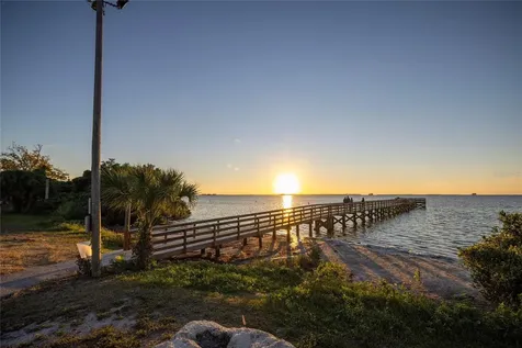 416 Indiana Avenue Crystal Beach FL 34681
