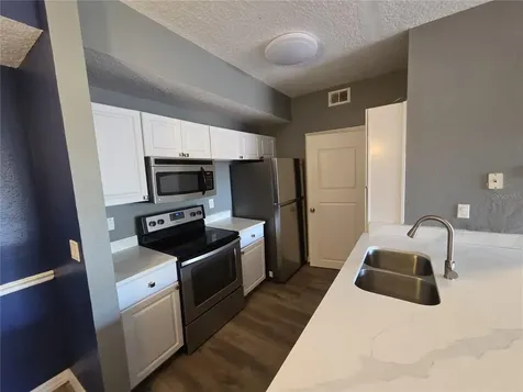 5572 Metrowest Boulevard Orlando FL 32811