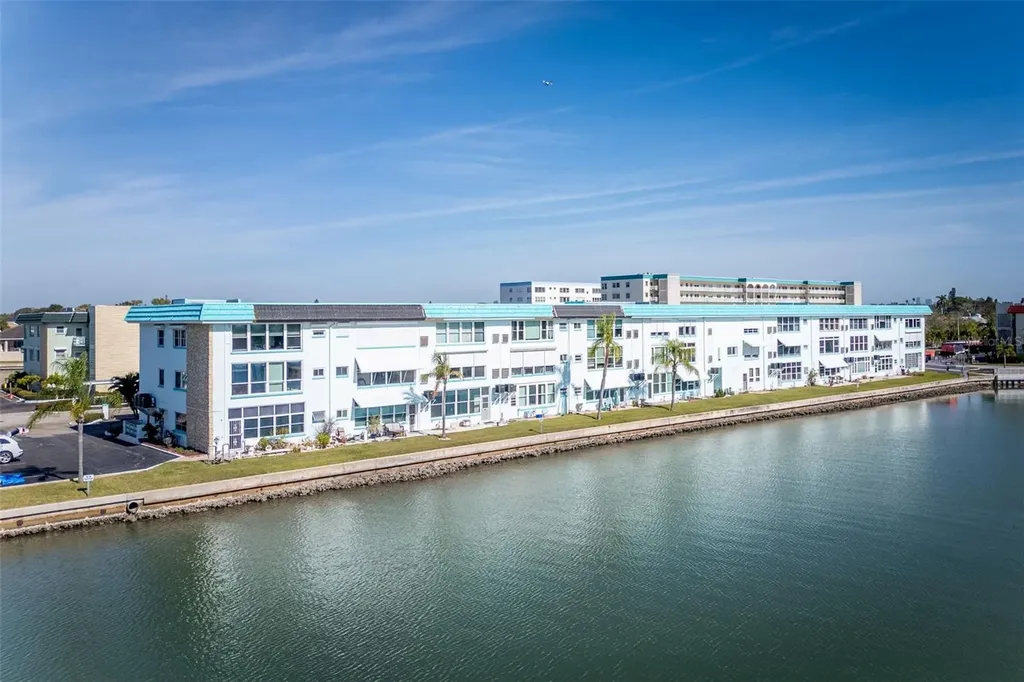 5940 30th Avenue S Gulfport FL 33707