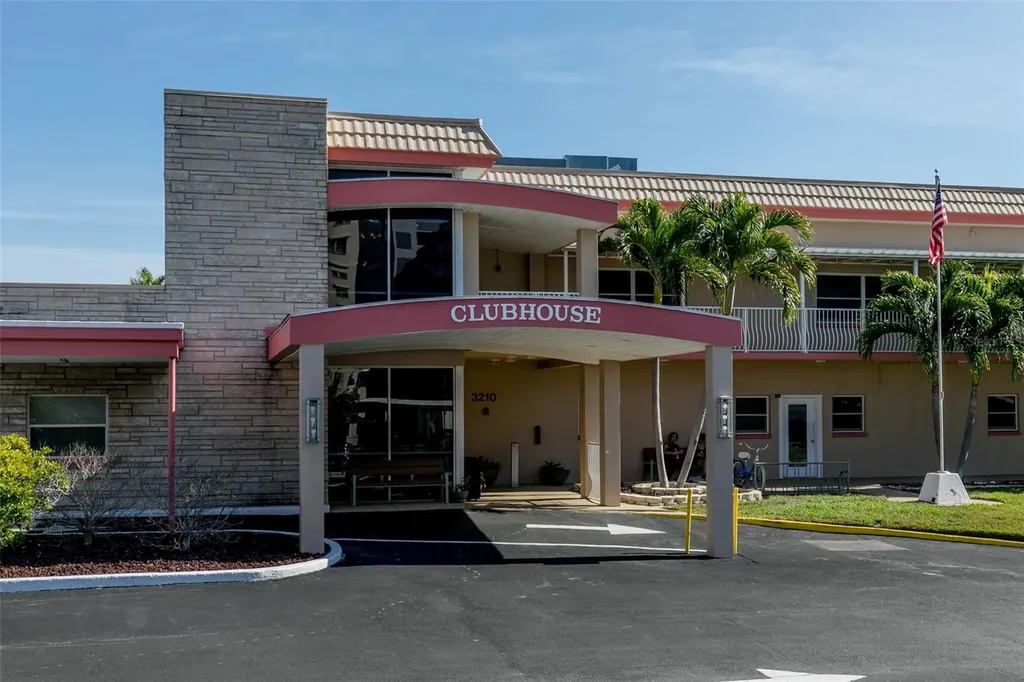 5940 30th Avenue S Gulfport FL 33707