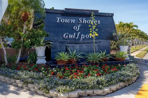 5940 30th Avenue S Gulfport FL 33707