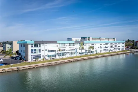 5940 30th Avenue S Gulfport FL 33707